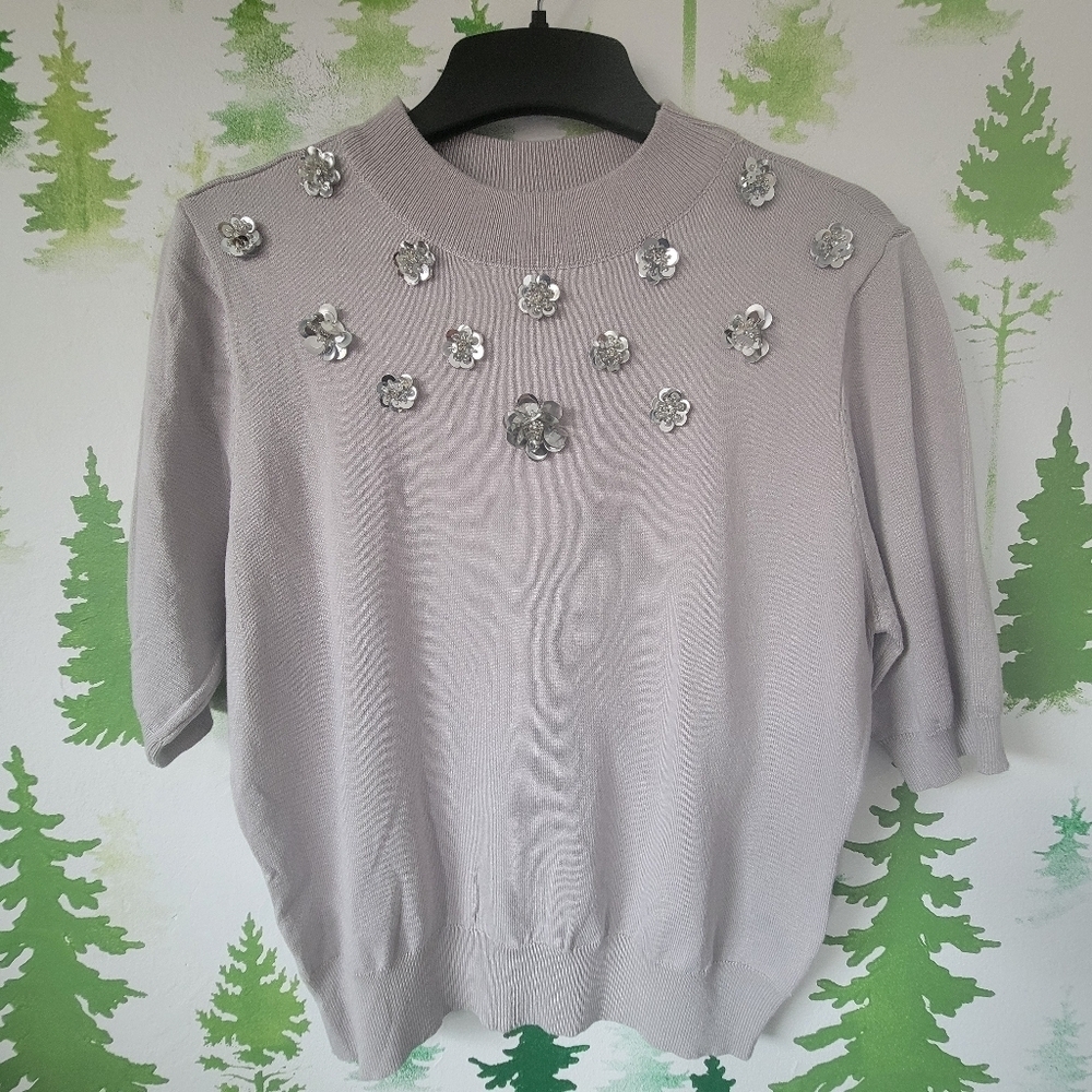New Ontwelfth Sequin Floral Sweater.